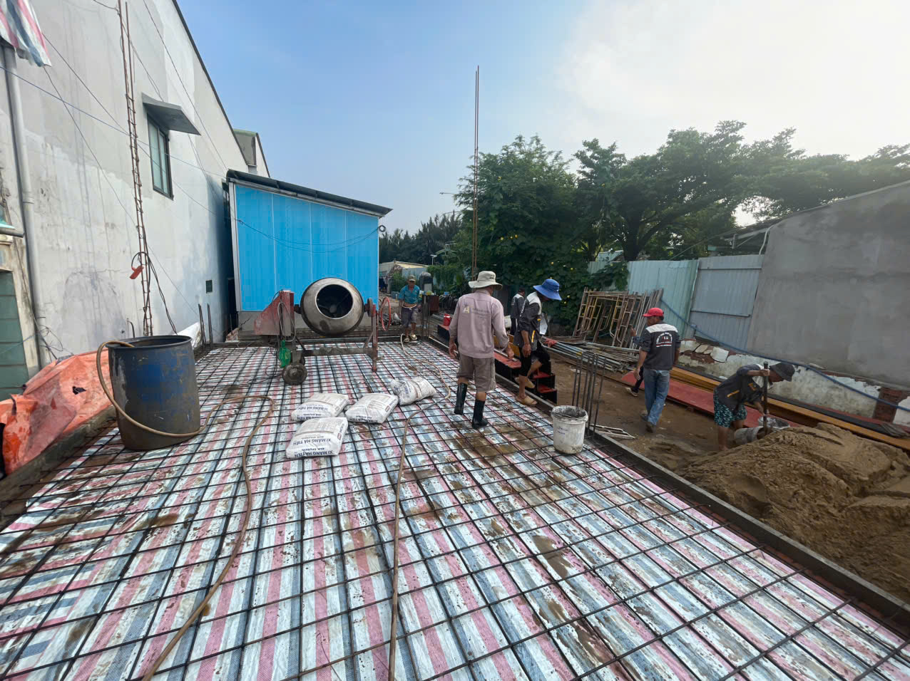 XÂY NHÀ PHỐ HIỆN ĐẠI THỦ ĐỨC